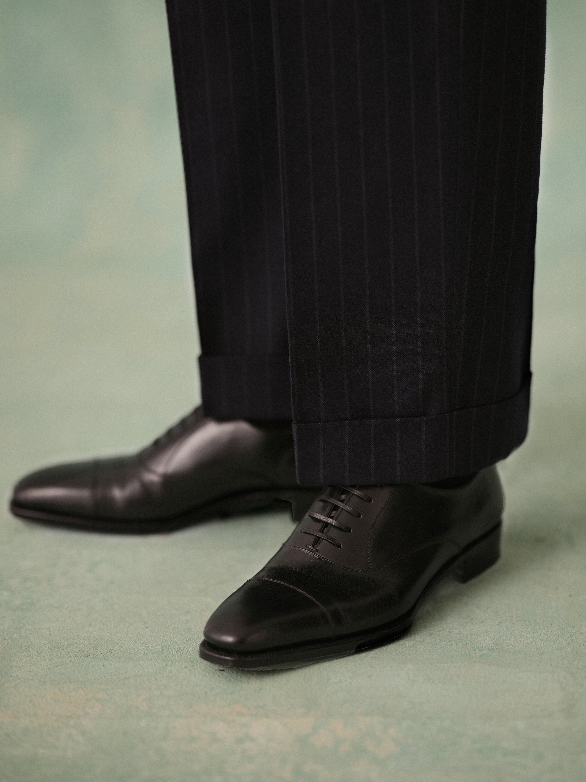 Men's Vintage 453g Pinstripe Double-Breasted Suit