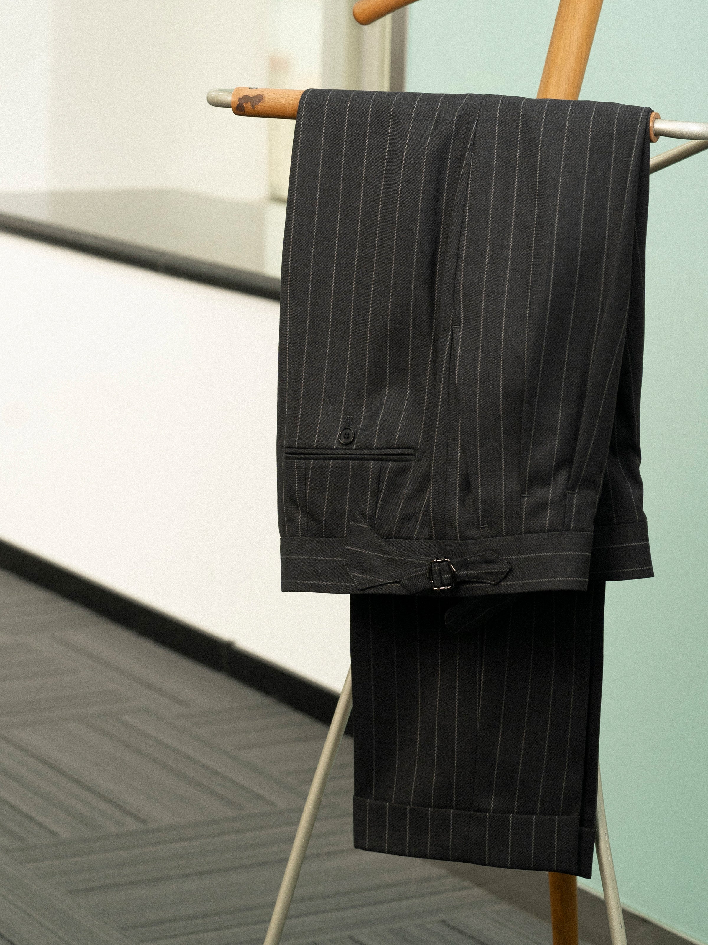 70% Australian Wool Striped Double-Pleated Dress Pants