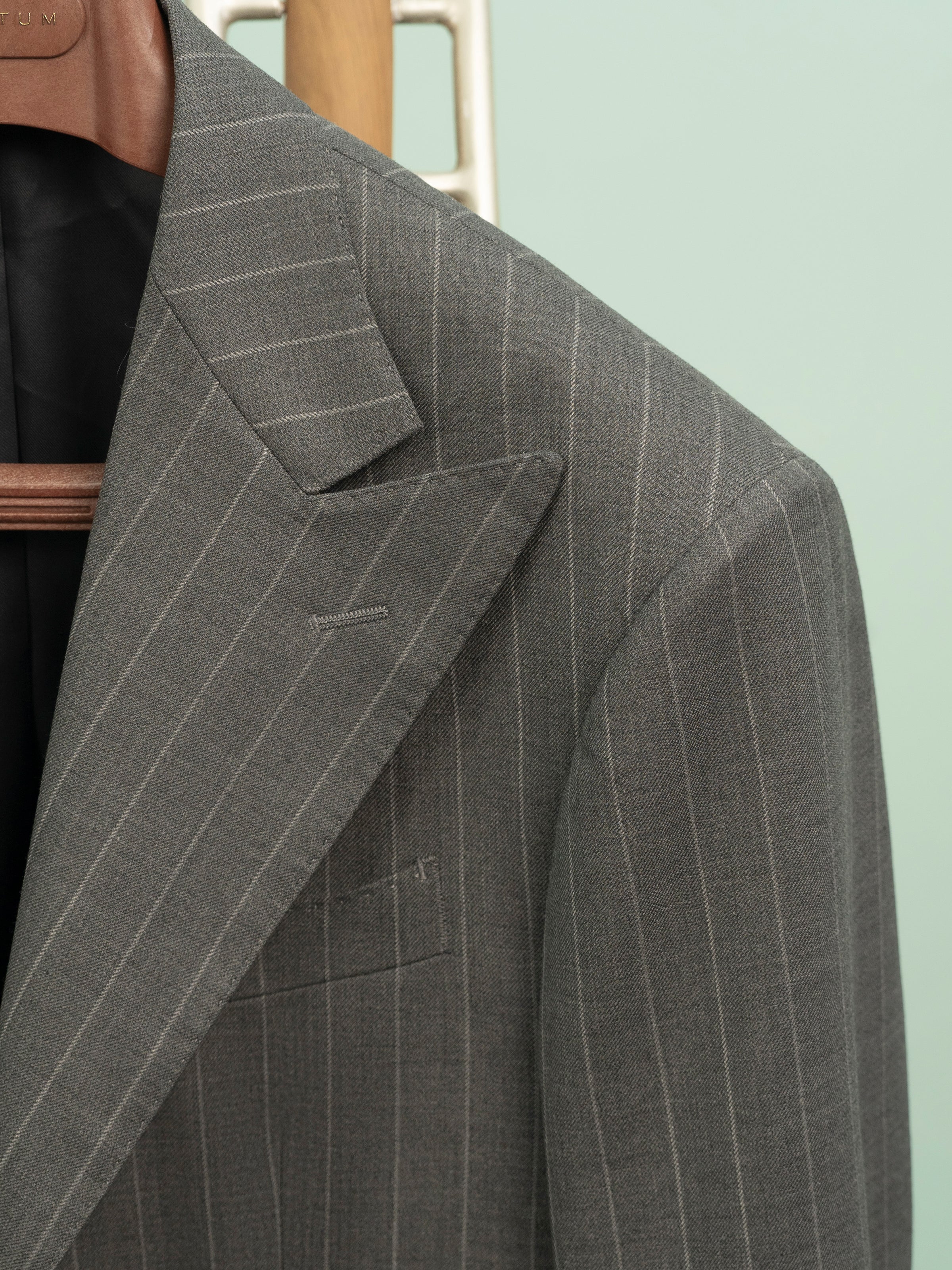 Men's Striped Half-Canvassed Business Suit (60s 70% Australian Wool)