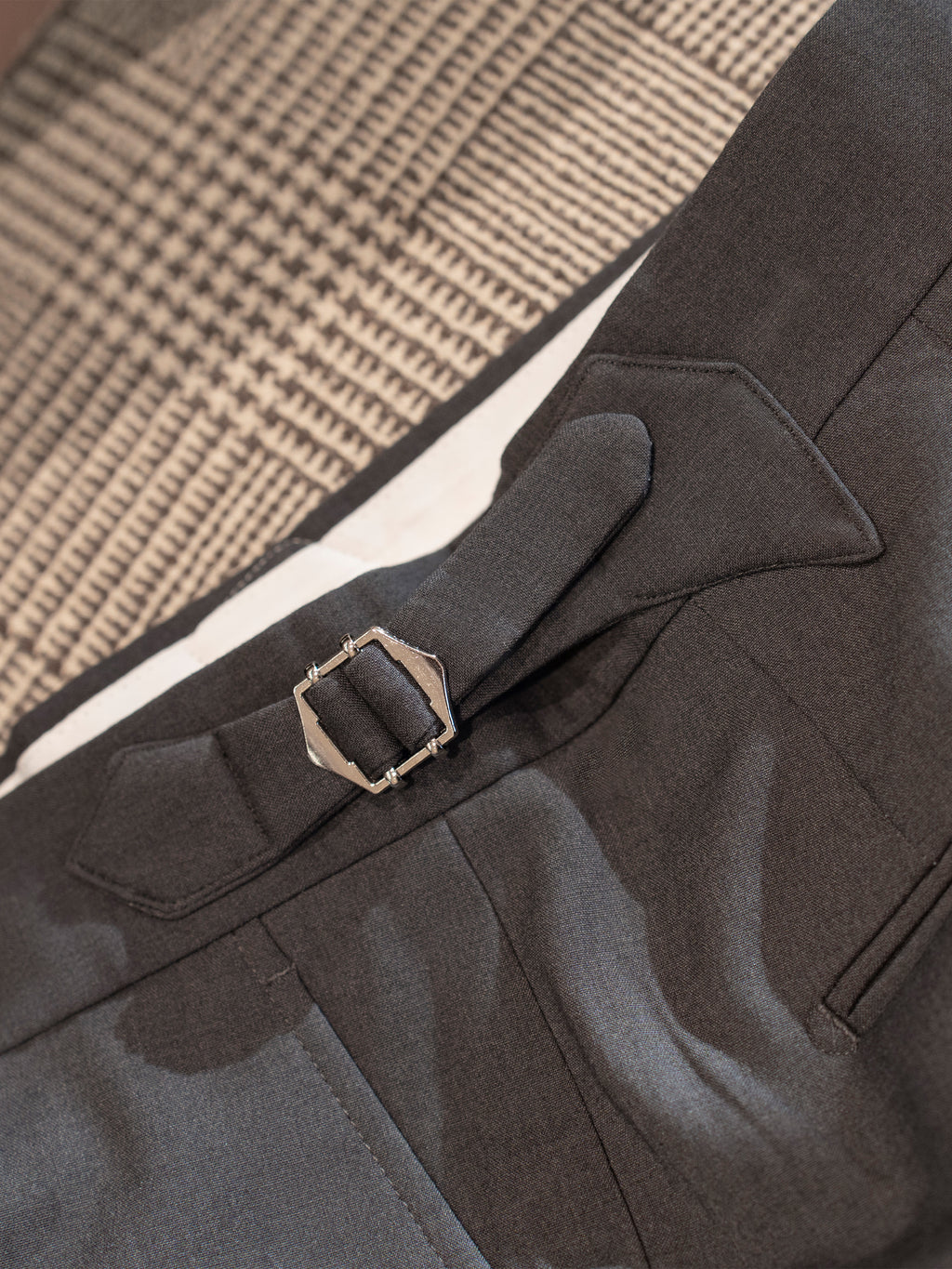 Men's Slim-Fit Straight-Leg Single Pleat Trousers