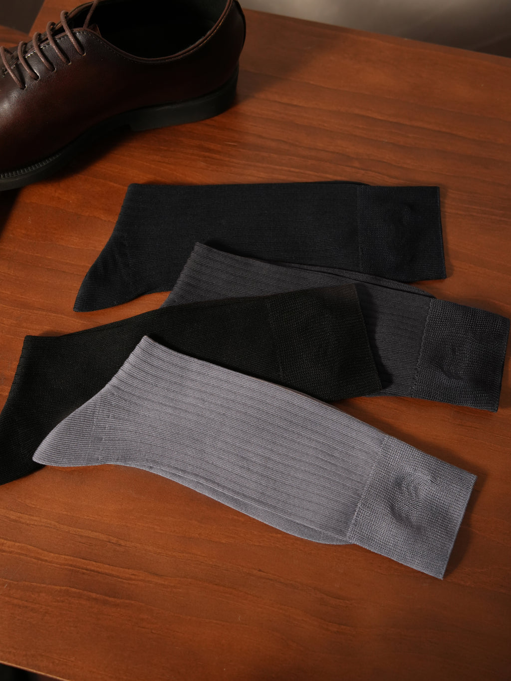 Breathable & Absorbent Striped Mid-Calf Socks