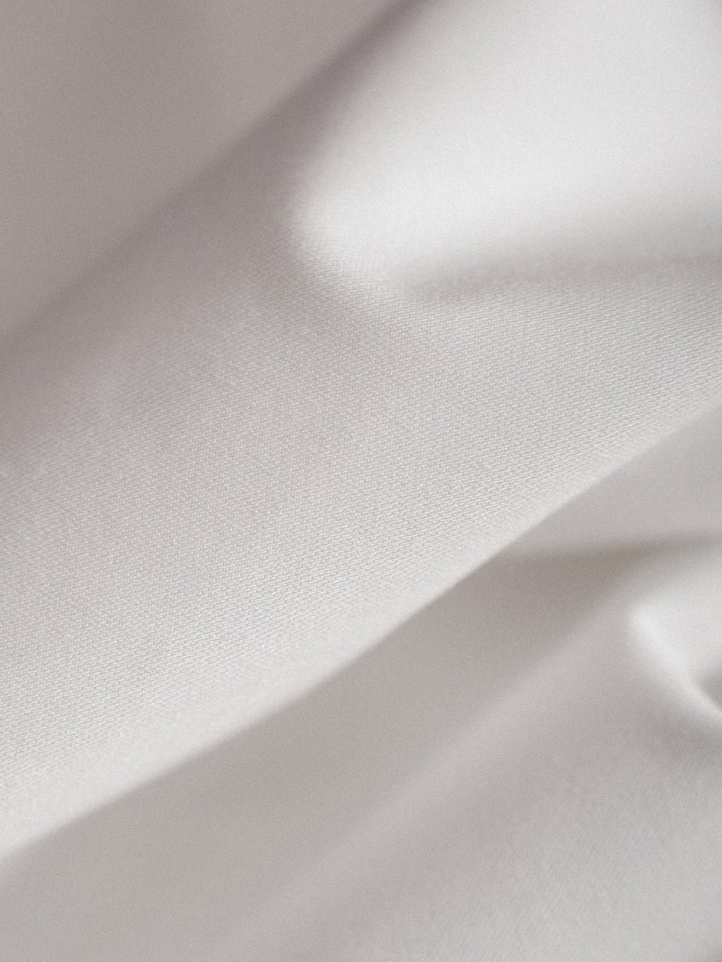 Men's Soft Wrinkle-Resistant White Dress Shirt