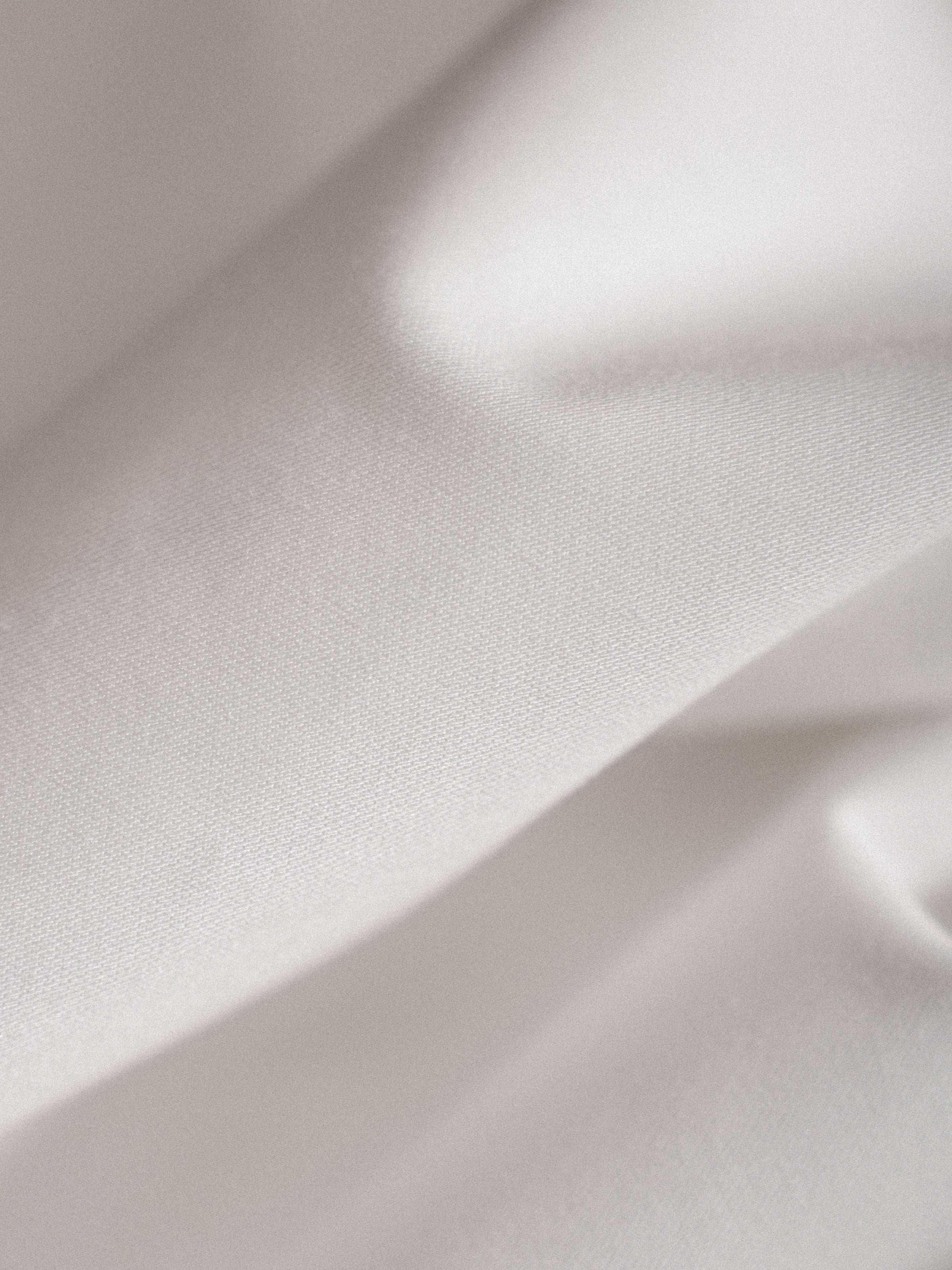 Men's Soft Wrinkle-Resistant White Dress Shirt