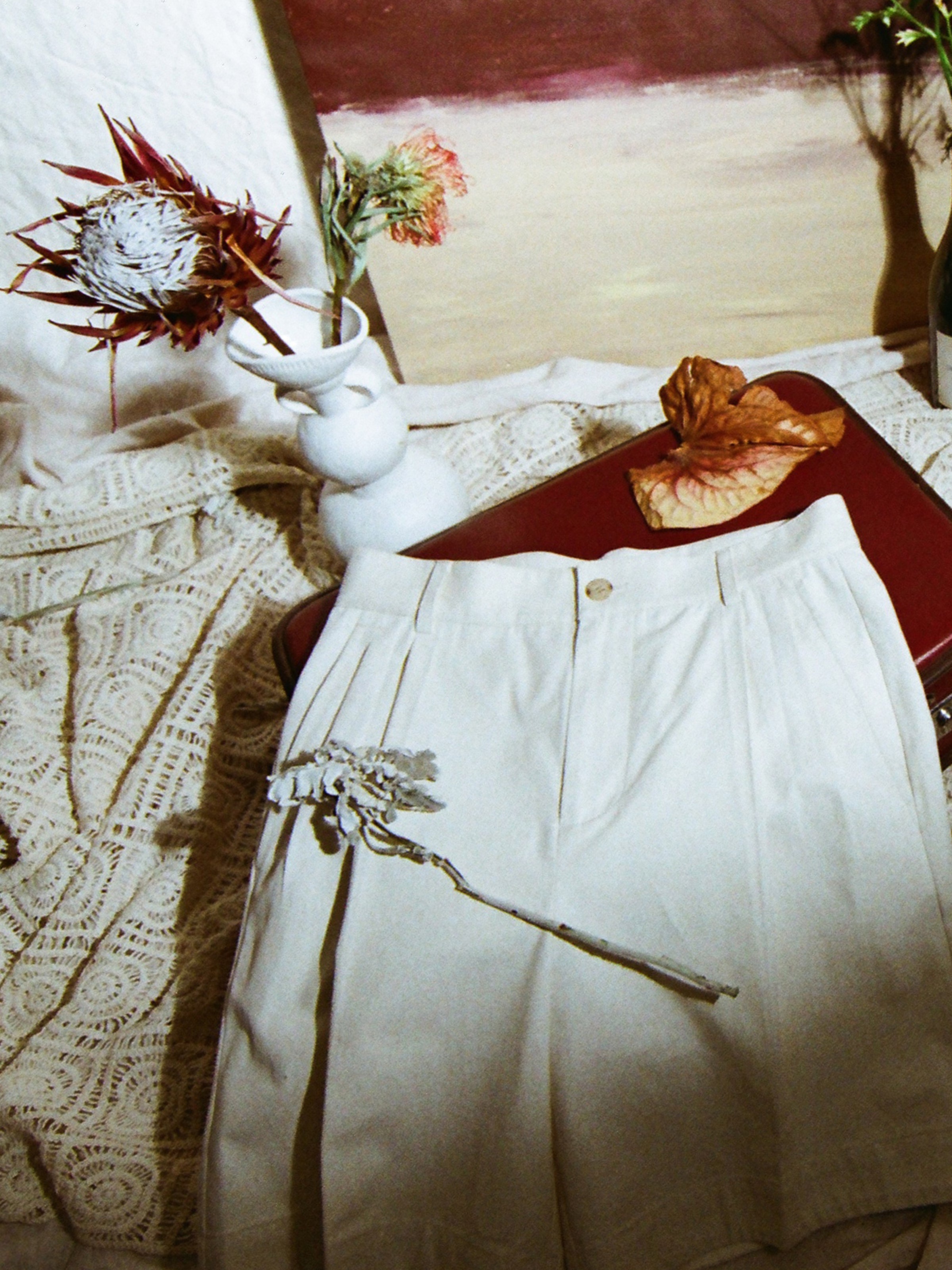 Men's Double-Pleated Straight-Fit Beach Shorts