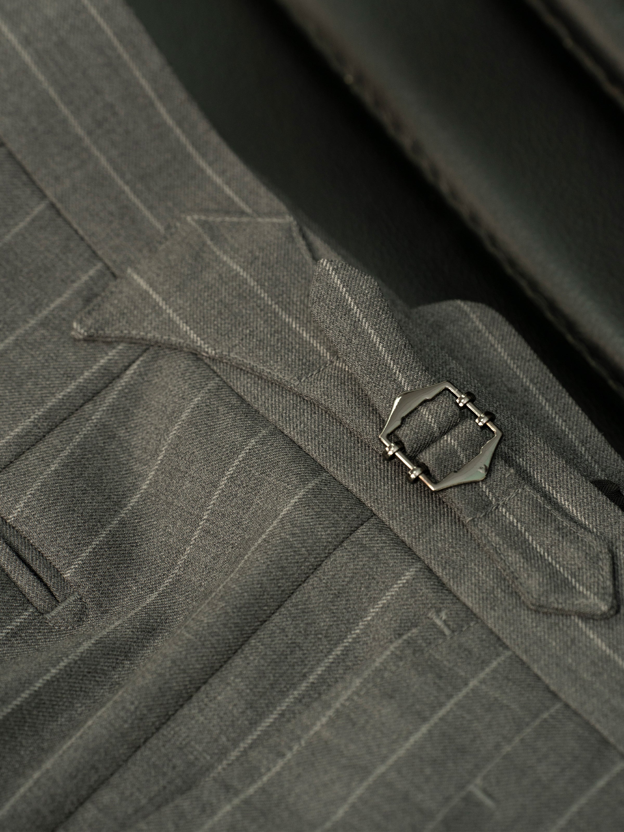 70% Australian Wool Striped Double-Pleated Dress Pants