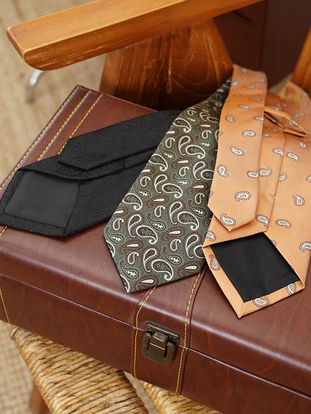 Vintage 8CM Paisley Tie