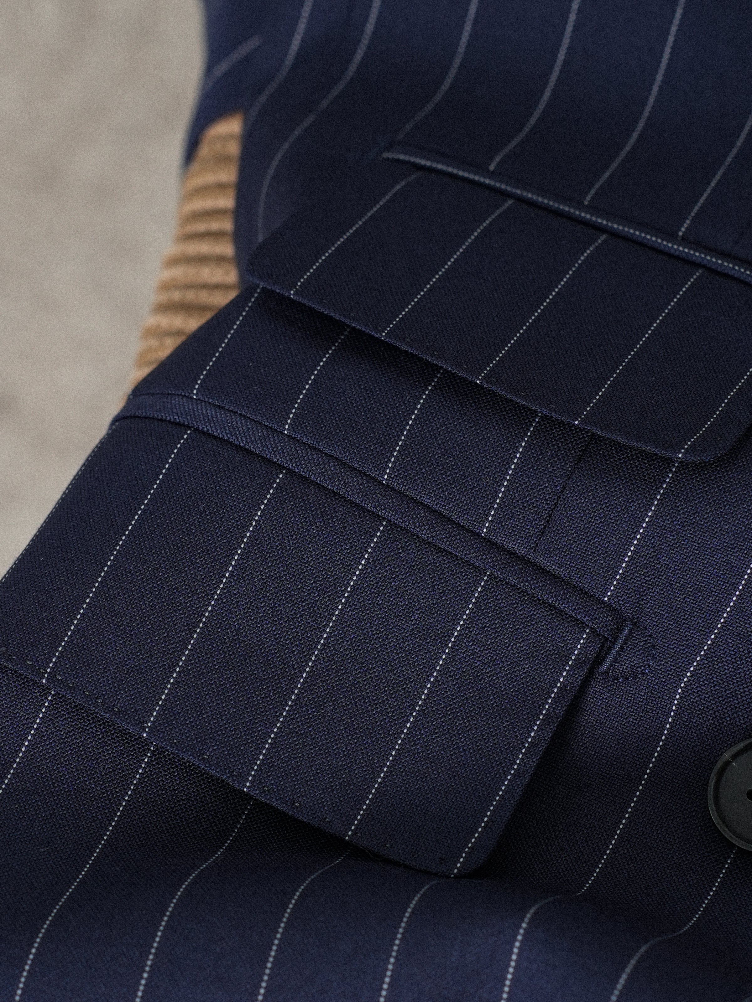 Men's Fine Australian Merino Wool Striped Double-Breasted Suit