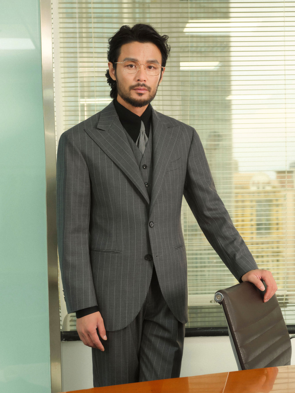 Men's Striped Half-Canvassed Business Suit (60s 70% Australian Wool)