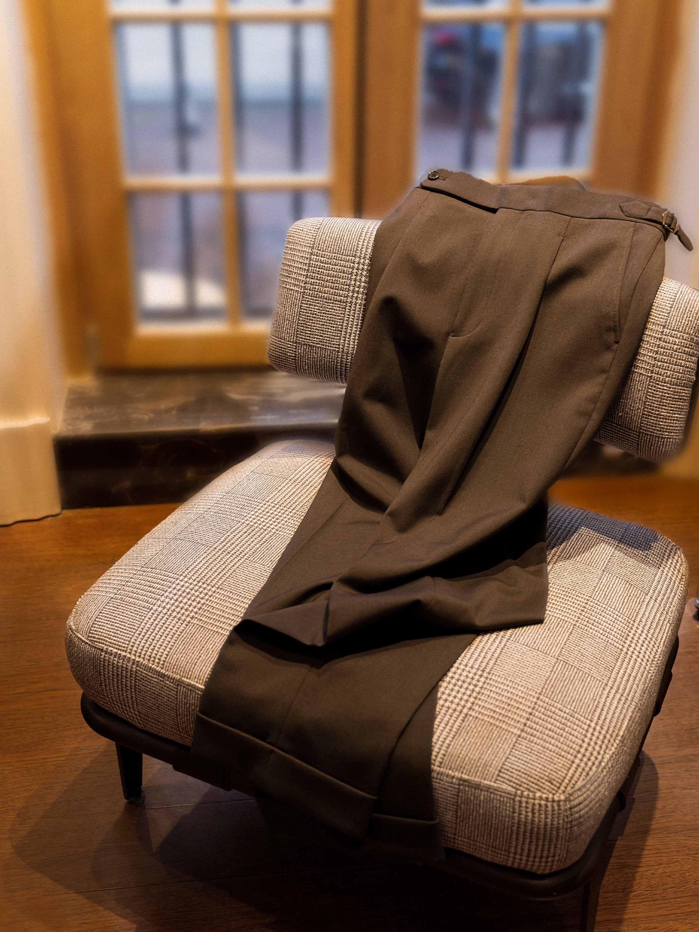 Men's Italian Slim Fit Single Pleat Trousers