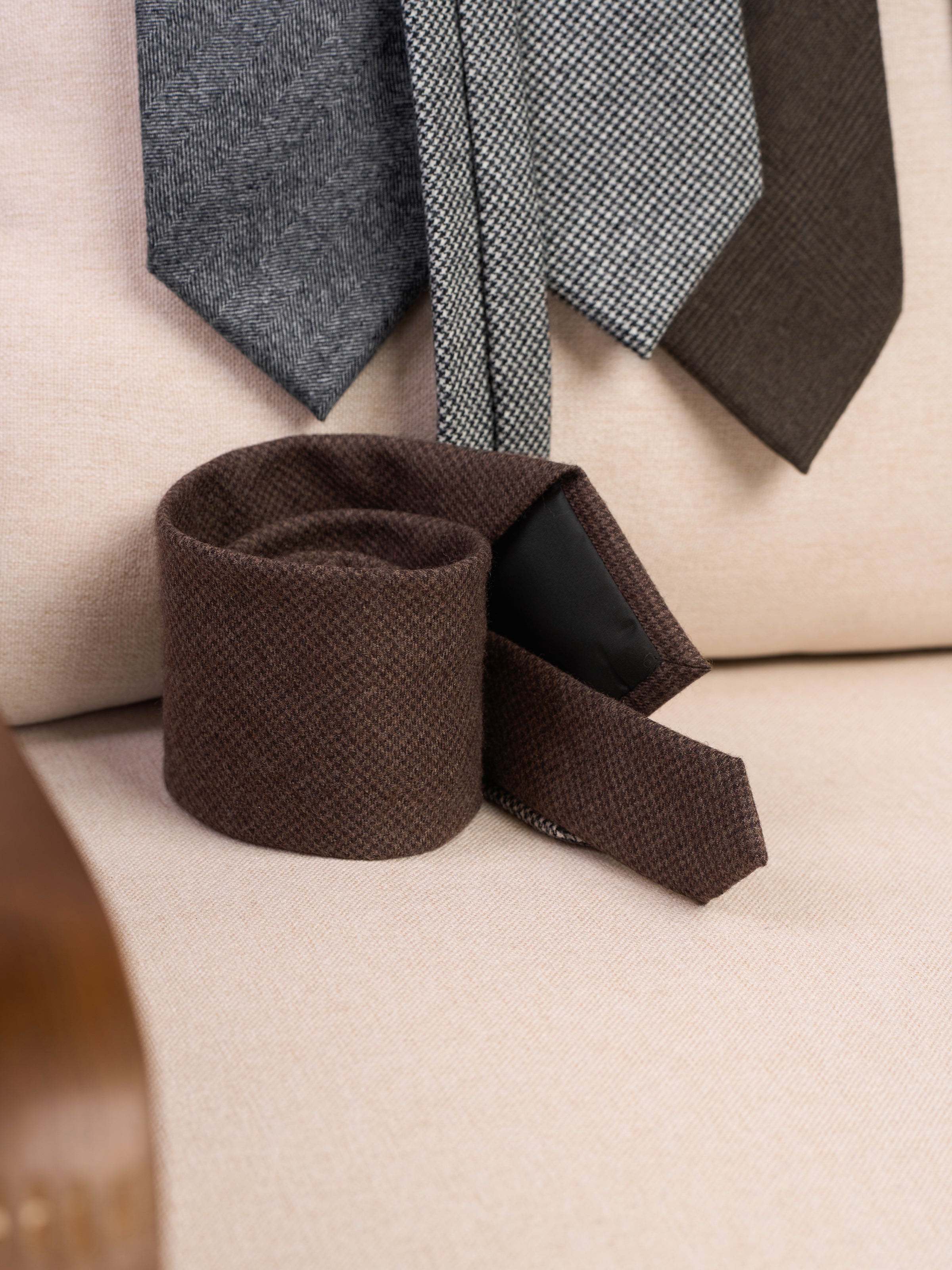 Classic 8CM All-Wool Handmade Tie for Men