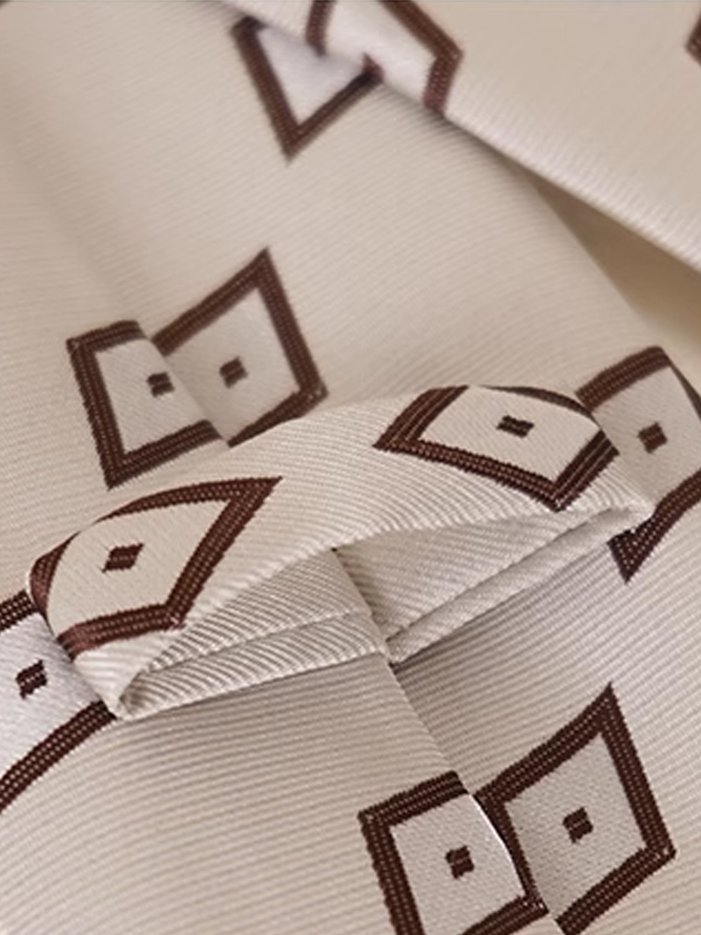 Retro 8cm Fully Lined Diamond Pattern Tie