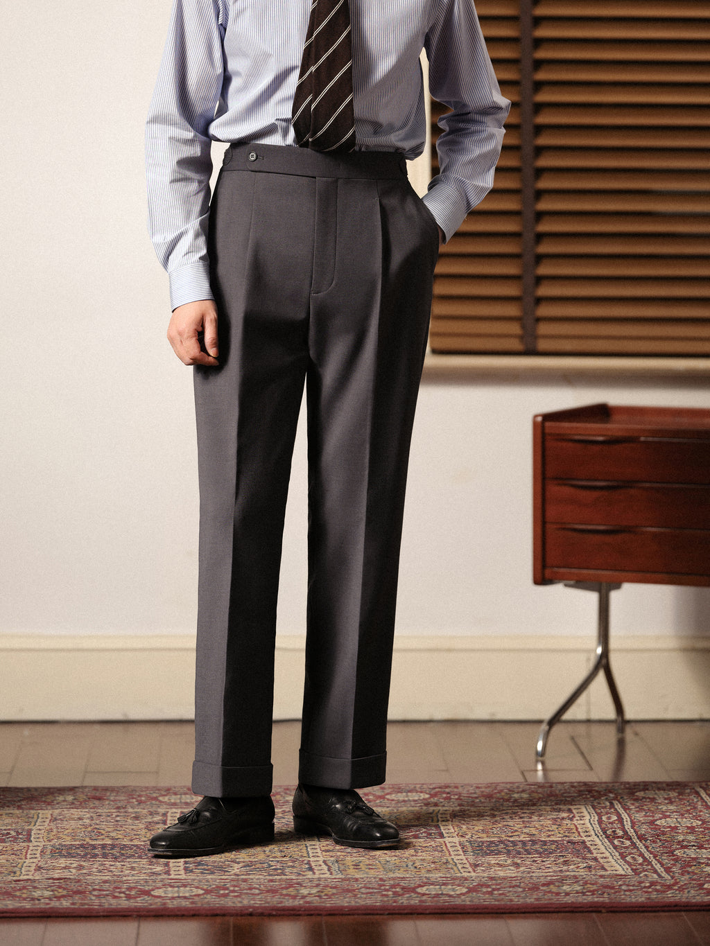 Men's Slim-Fit Straight-Leg Single Pleat Trousers