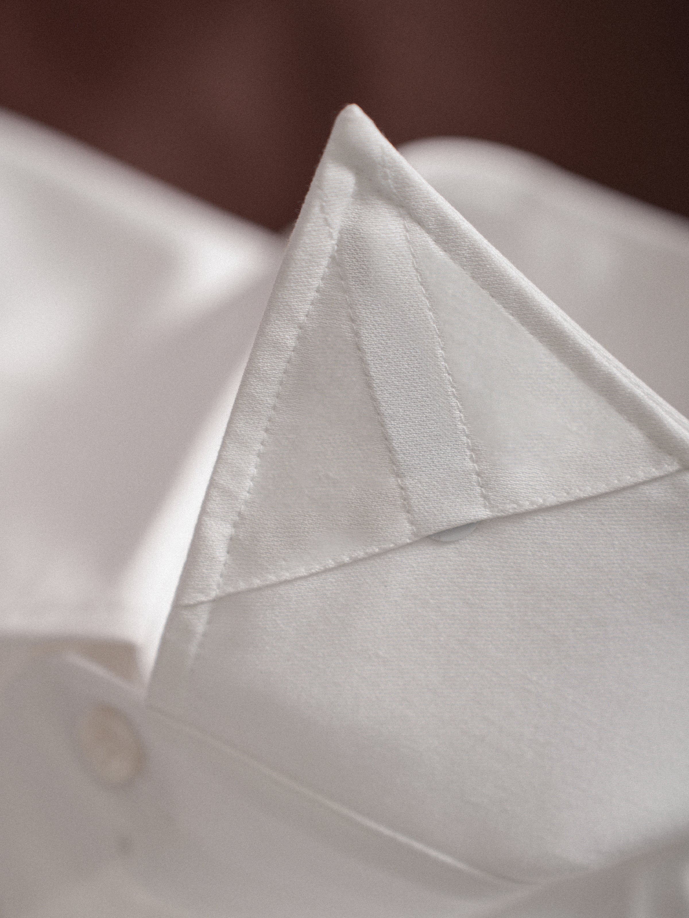 Men's Soft Wrinkle-Resistant White Dress Shirt