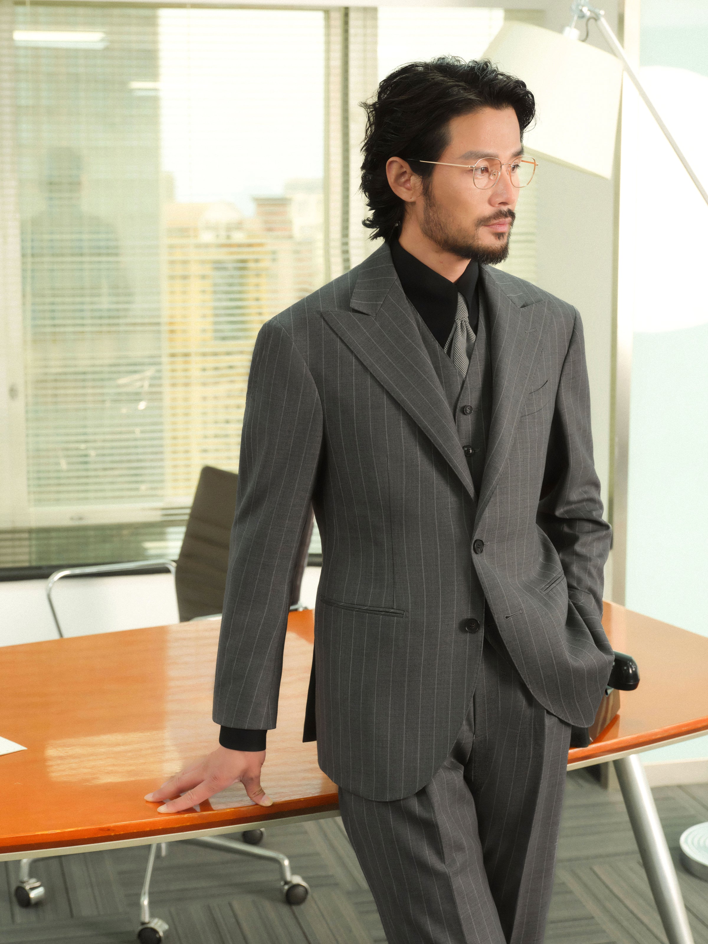 Men's Striped Half-Canvassed Business Suit (60s 70% Australian Wool)