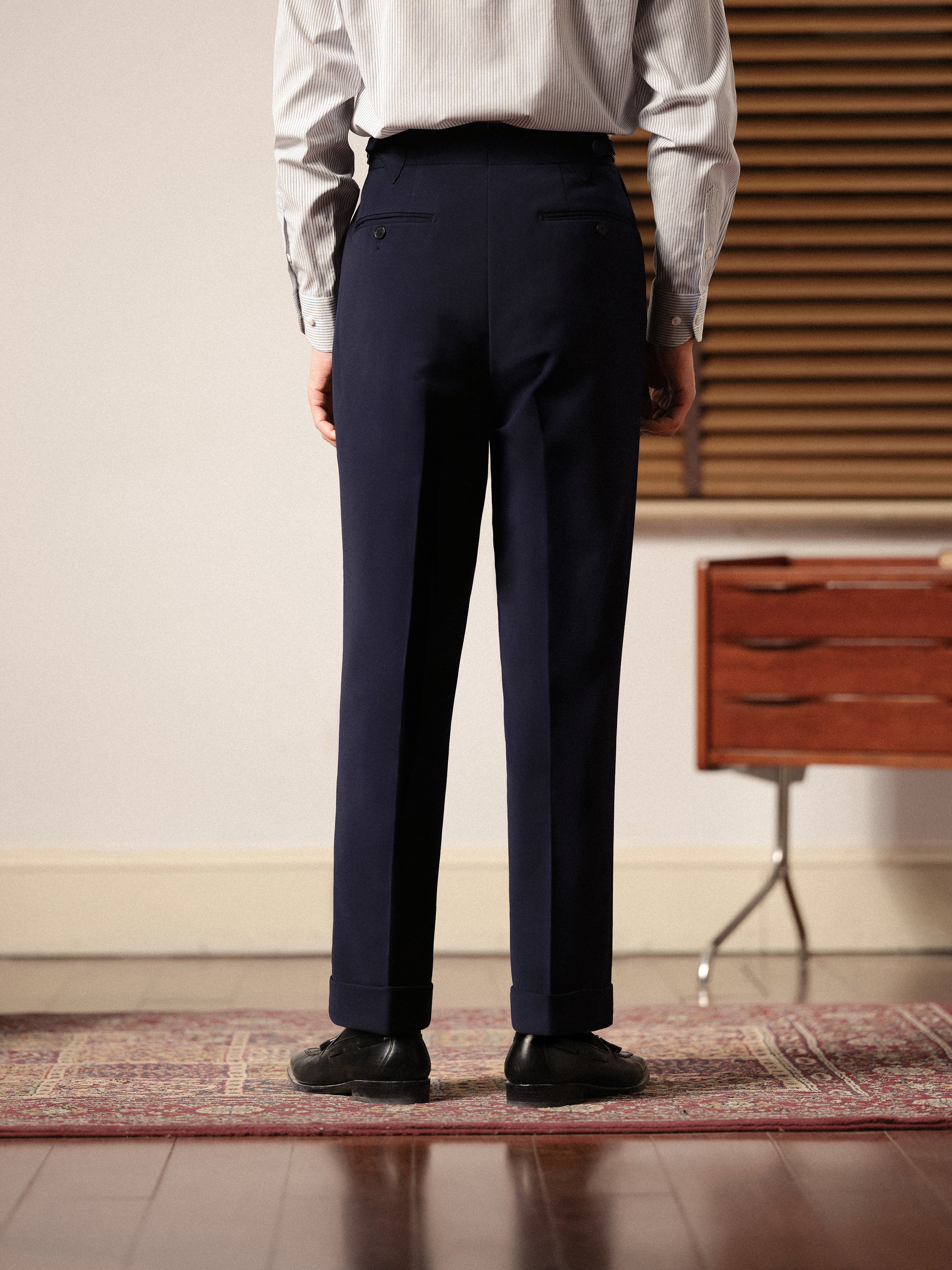 Men's Slim-Fit Straight-Leg Single Pleat Trousers