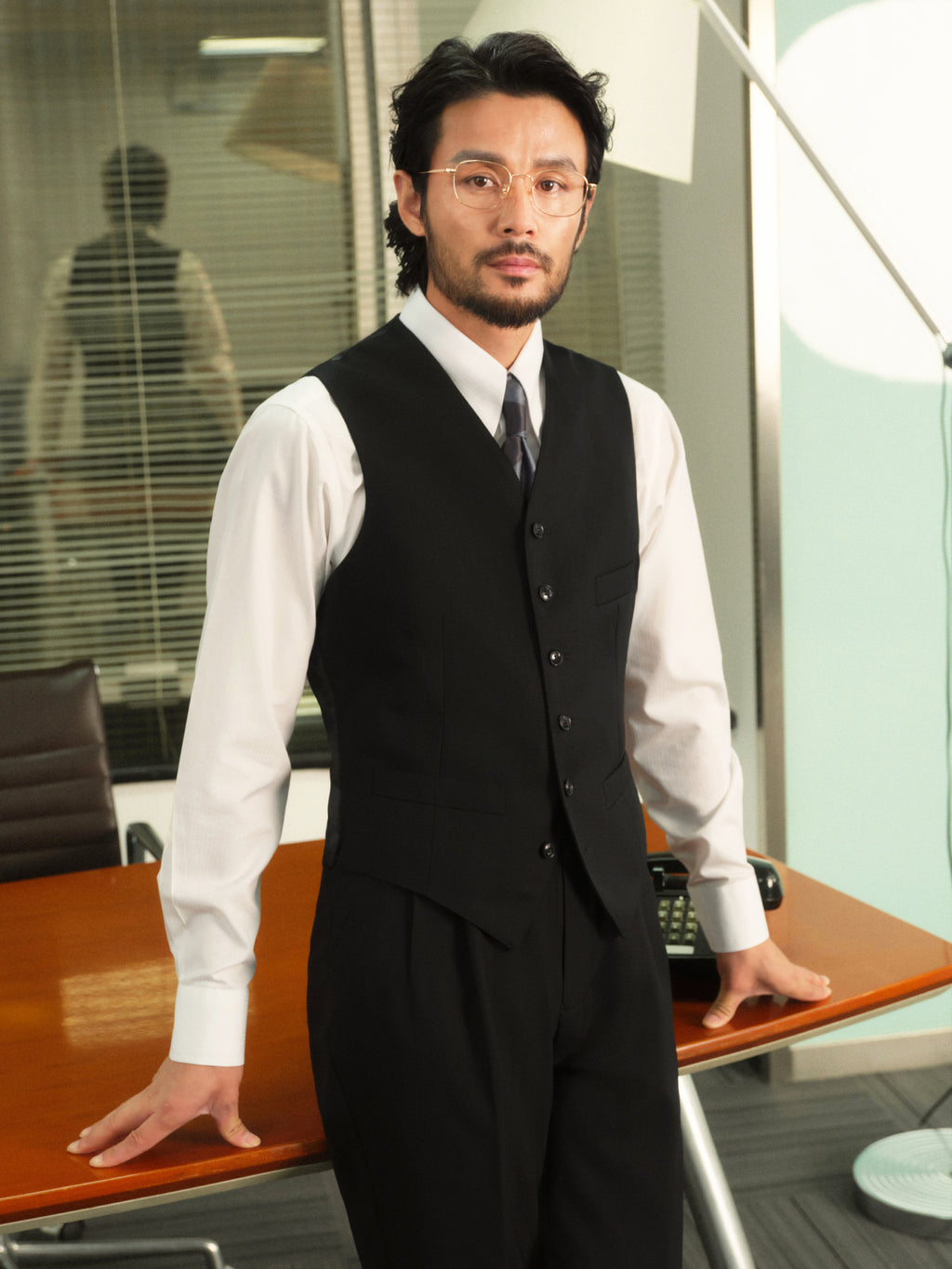 Men's 70% Australian Wool Twill Peak Lapel Vest