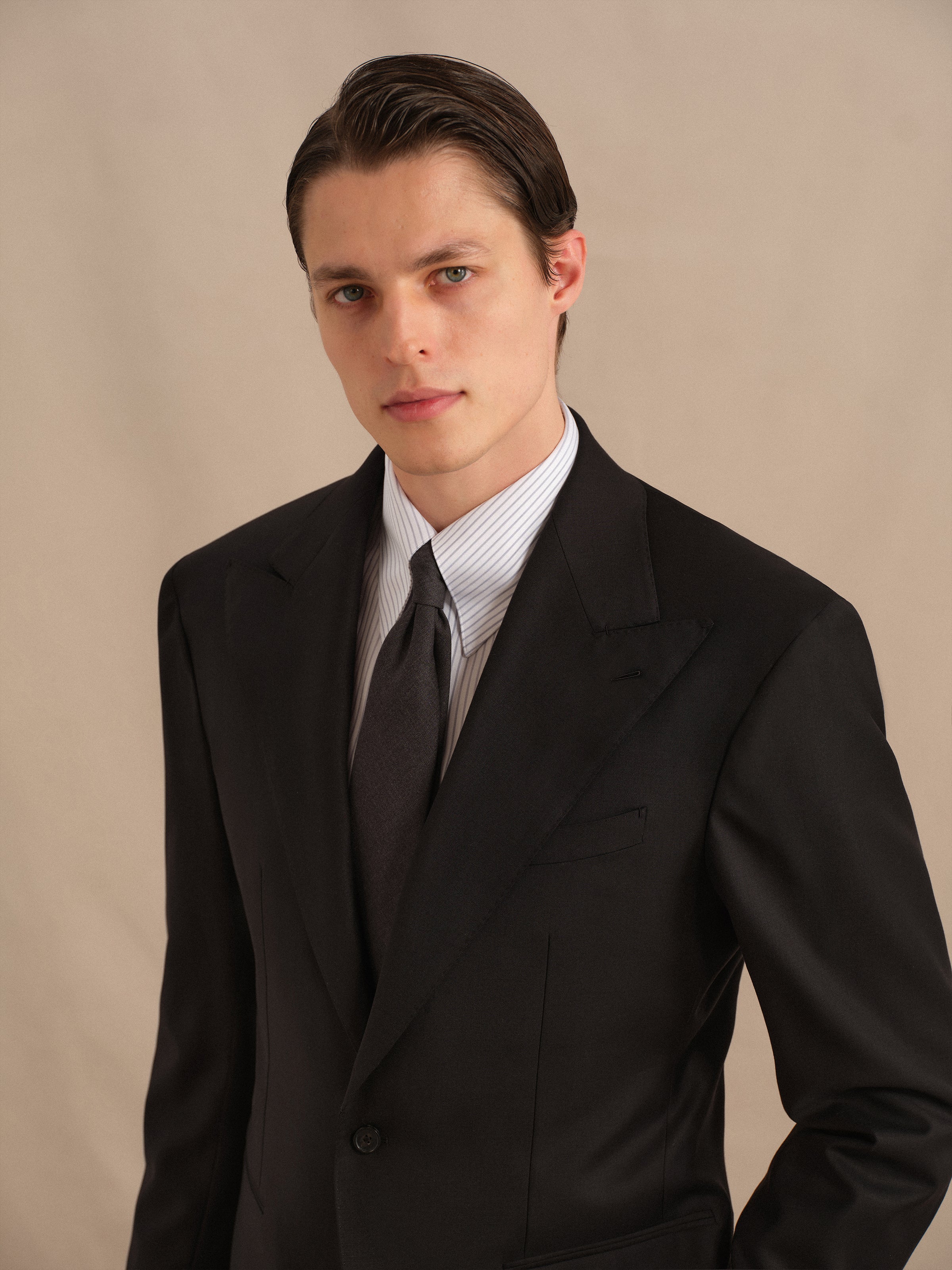 AC Men's 130S Italian Virgin Wool Suit