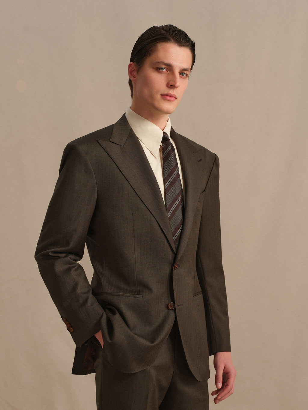 Men's High-Quality 120S Merino Wool Herringbone Suit