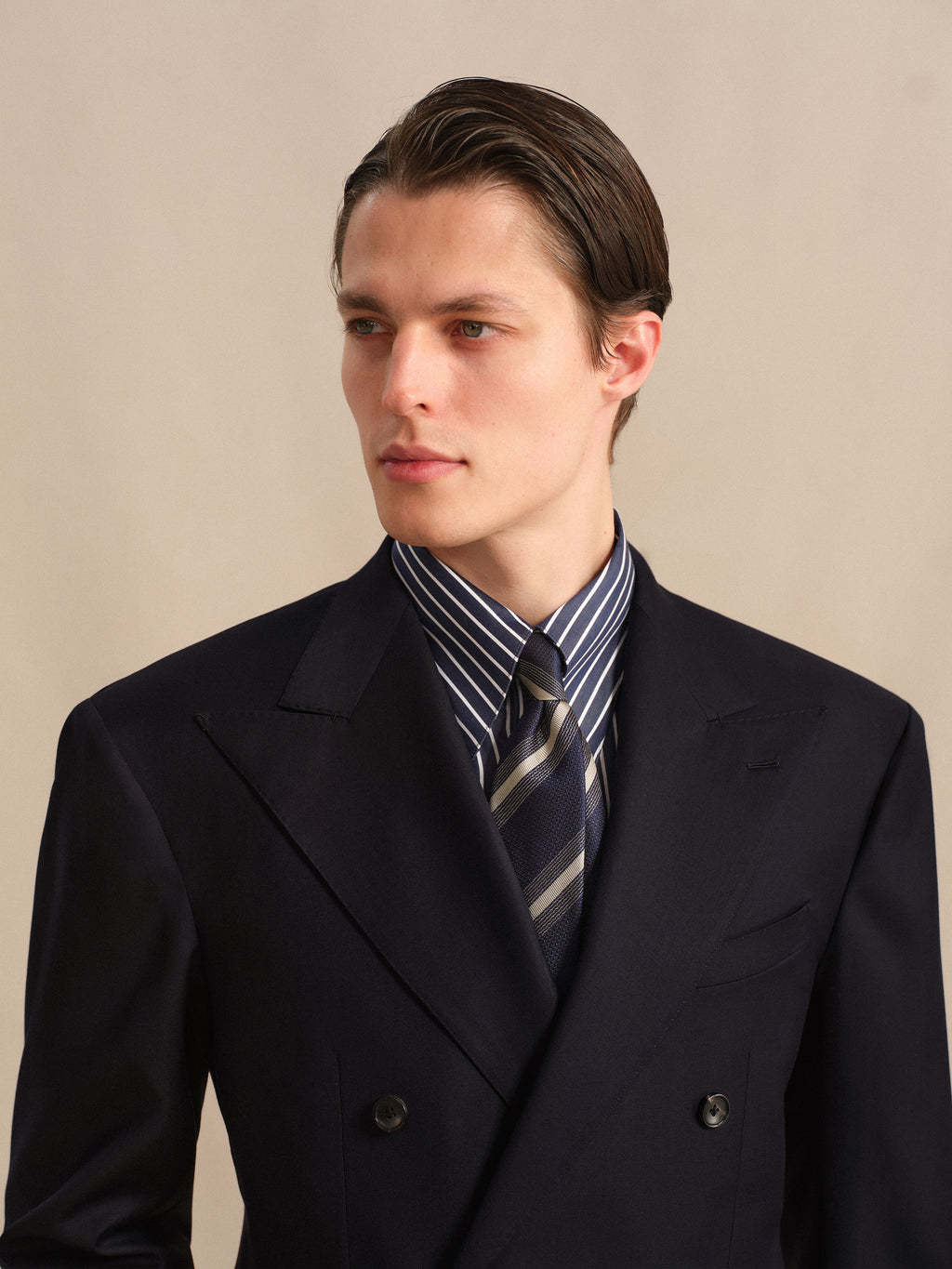 Men's 130S Italian Virgin Wool Double-Breasted Suit