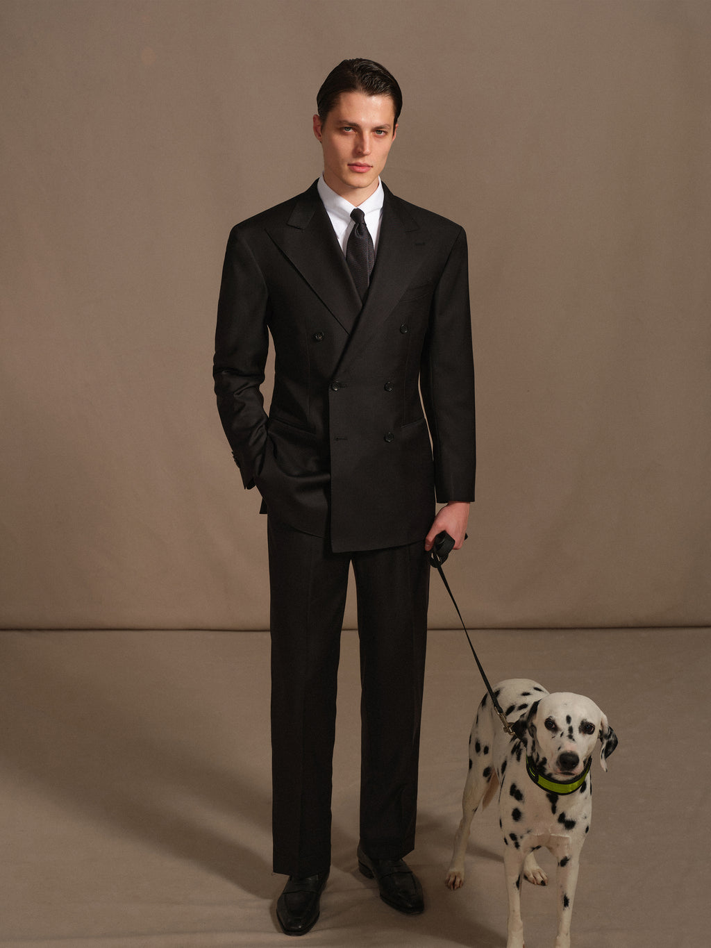 Men's 130S Italian Virgin Wool Double-Breasted Suit