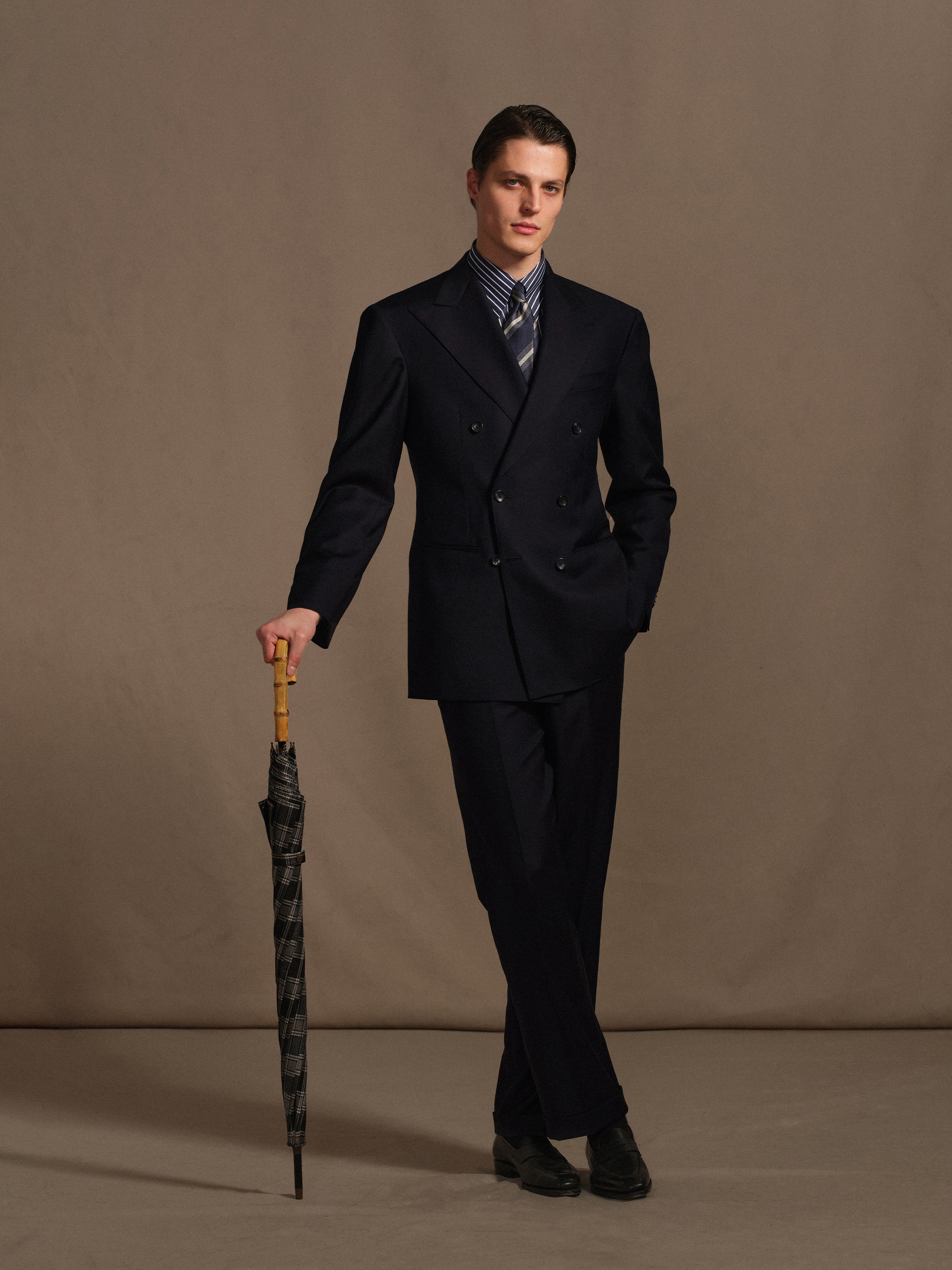 Men's 130S Italian Virgin Wool Double-Breasted Suit