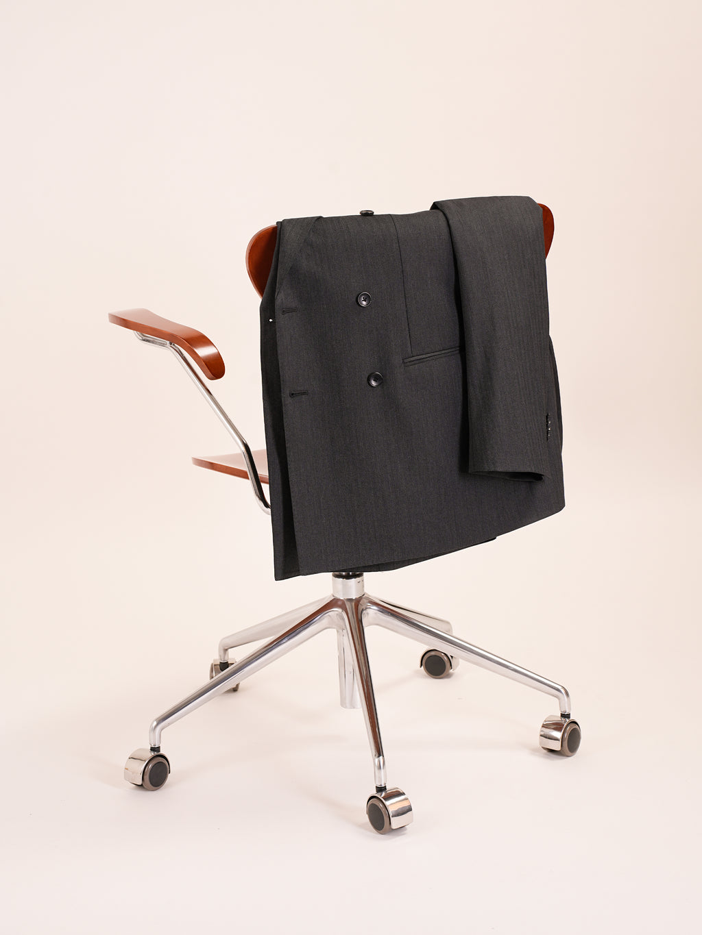 Men's 120S Wool Herringbone Suit